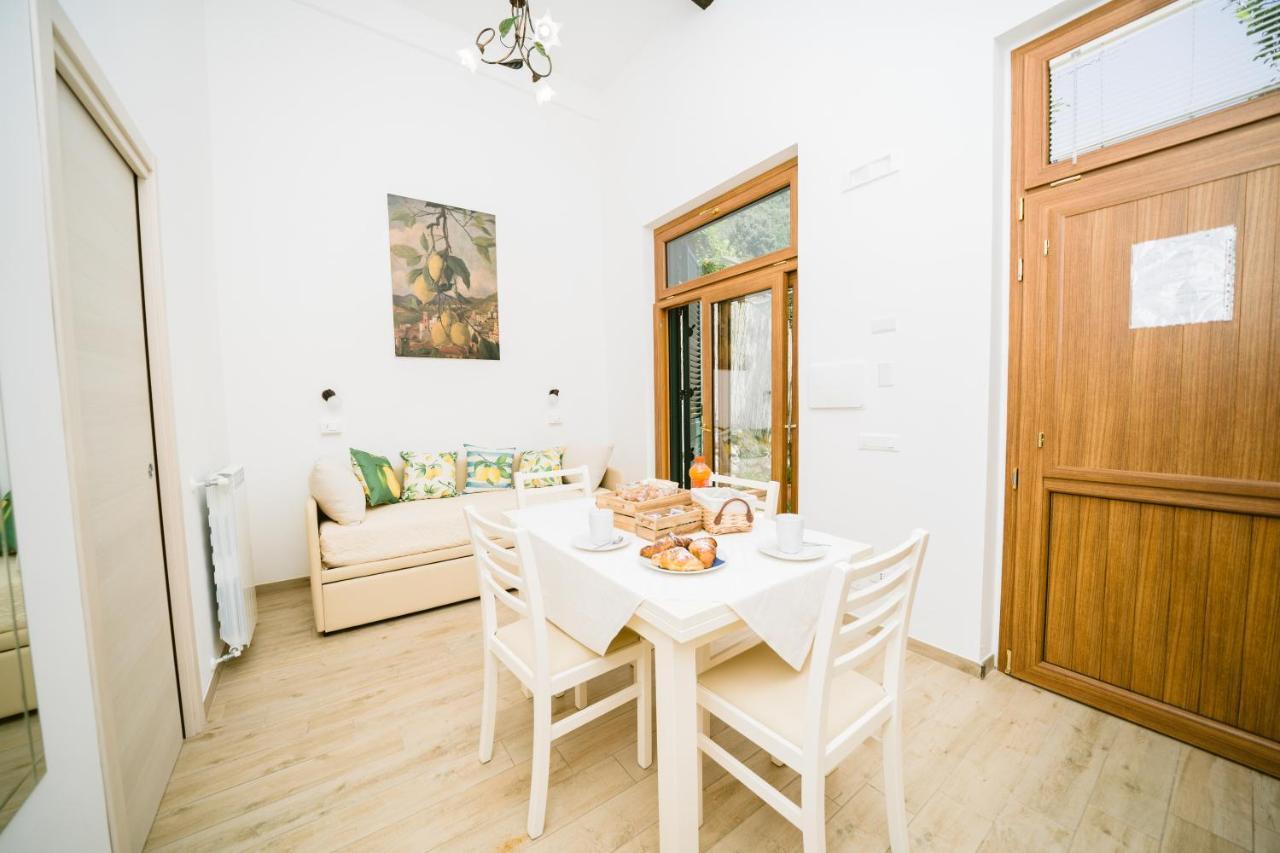 Lemons & Sun Apartment Scala Ngoại thất bức ảnh