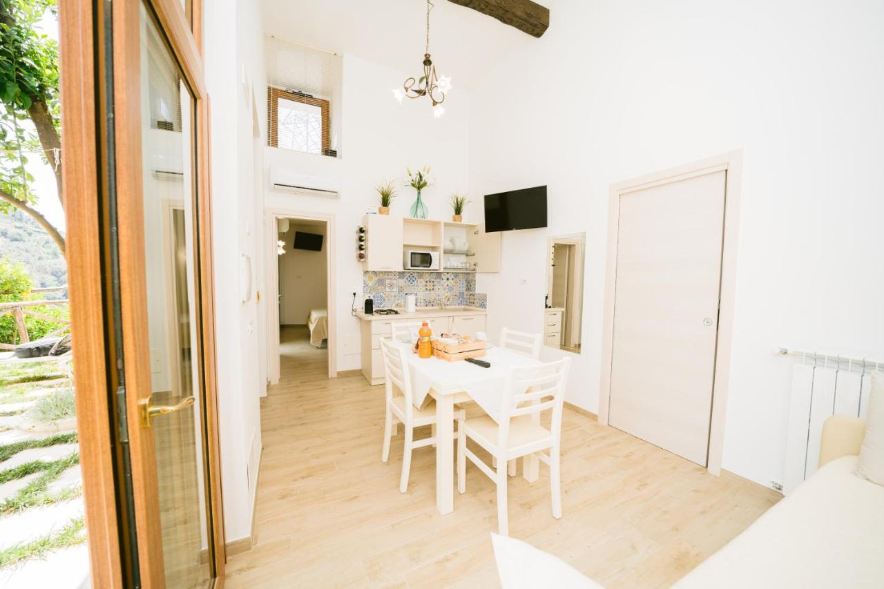 Lemons & Sun Apartment Scala Ngoại thất bức ảnh